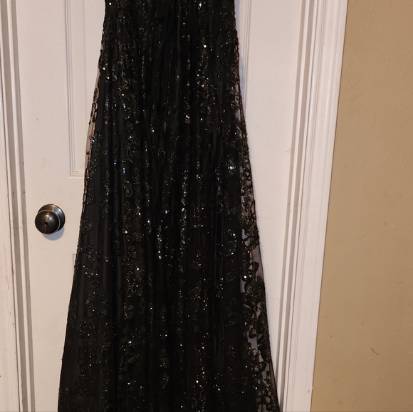 Formal/Prom - Picture 2 of 11